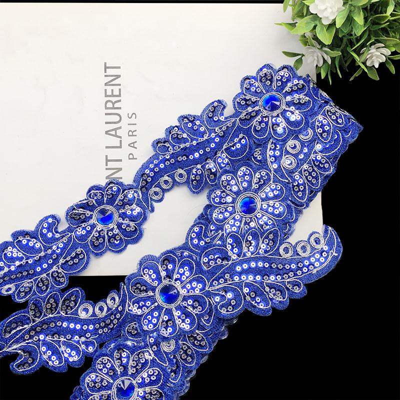 6cm Self-Adhesive Iron-On Floral Lace Strip with Colorful Sequins for Clothing Decoration