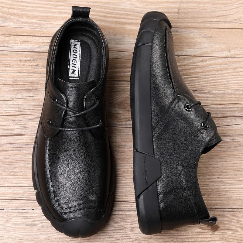 Codzienne skórzane buty męskie 2025 jesień nowe skórzane buty wizytowe miękka podeszwa ręcznie robione skóra bydlęca pierwszej jakości buty męskie mokasyny