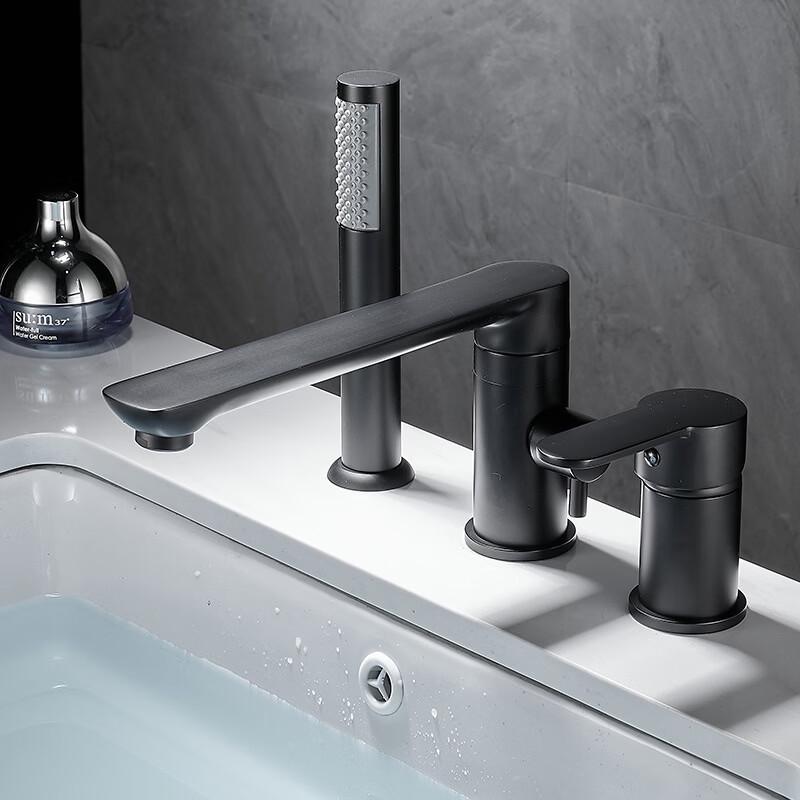 Yipan Rotary Bathtub Faucet with Shower Set