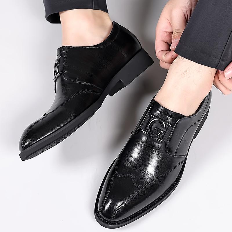 2025 Spring Men's Versatile Leather Slip-ons: Trendy Business & Casual Shoes