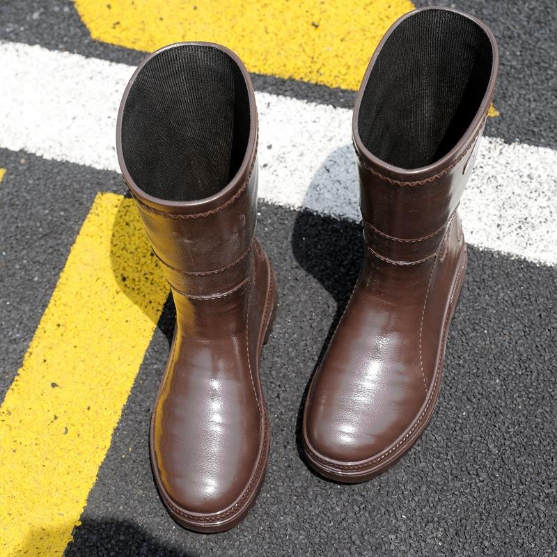 Slippery black-soled rain shoes men's thickened non-slip and wear-resistant water shoes cotton thick velvet water boots construction site waterproof
