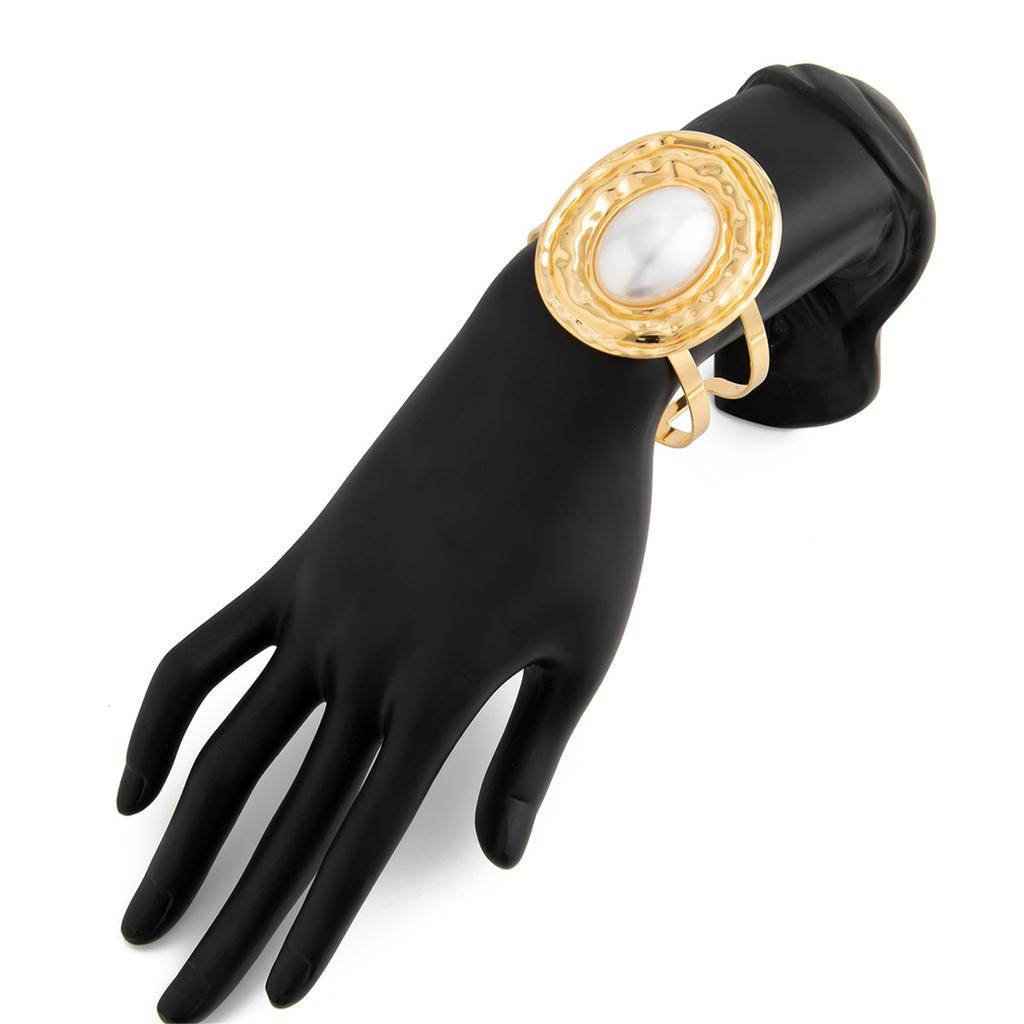 Elegant Oval Bracelet and Ring Set Exaggerated Jewelry Fashionable Women Accessories for Daily Wear Or Evening Parties