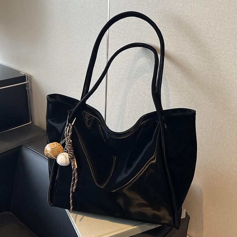Yogodlns Black Large Capacity Tote Bag For Women New Simple Soft PU Leather Shoulder Bags Female Commuting Shopping Handbags