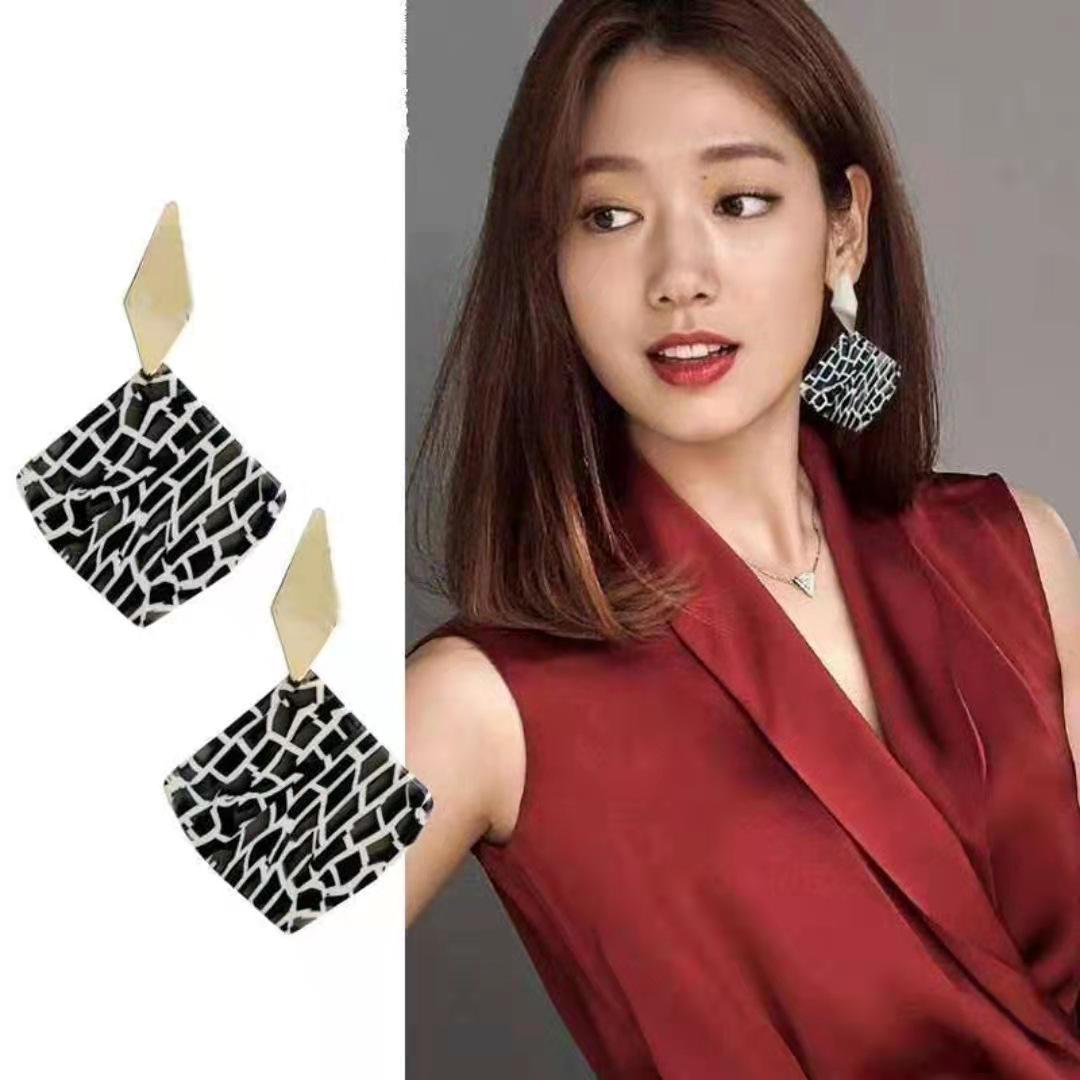 

Преувеличенные геометрические серьги-кольца из акрила с леопардовым принтом из серебра 925 пробы для женщин