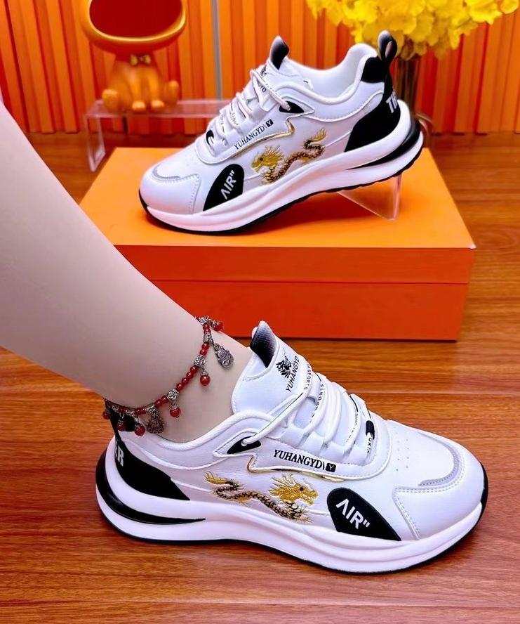 

Женские повседневные кроссовки, новая летняя модная спортивная обувь с дышащей сеткой на шнуровке для женщин, женская прогулочная обувь на платформе 37