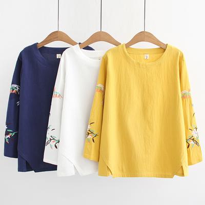 Women's Spring and Autumn Embroidery Long Sleeve Blouse Large Size Base Coat T-shirt Retro Women's White Coat Shirt