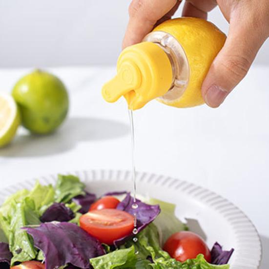 1/2Pcs Lemon Squeezer with Screw Top Lid Built-in Filter Multi-functional Hand Held Juicer Mini Manual Lemon Orange Citrus Lime Press Tool Kitchen