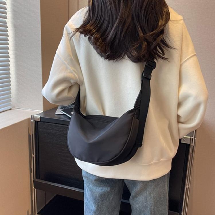 2023 NEW Crescent Bags Shoulder Bags for Girl Women Carrying Purse Underarm Bag