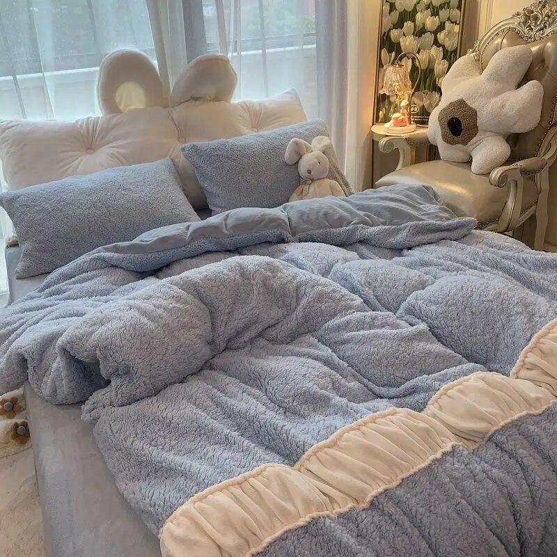 Home Textile Winter Warm Lambswool Duvet Cover Bed Sheets and Pillowcases 4pcs Set Thick Coral Velvet Thin Comforter Bedding Set