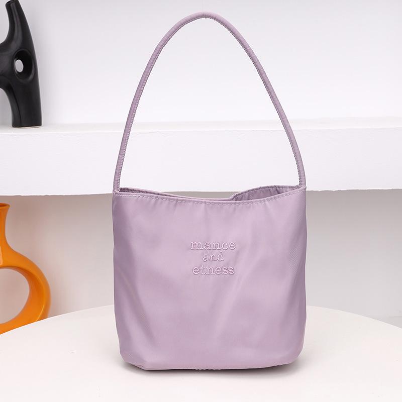 Korean Women's Fashionable Mini Heart Underarm Handbag - Versatile Shoulder Bag and Gift Option