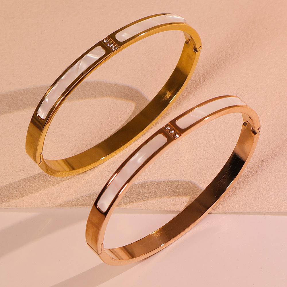 Bracelet with Three Diamonds and White Mother-of-pearl Shell, Simple Stainless Steel Versatile Fashion Style Bracelet for Women