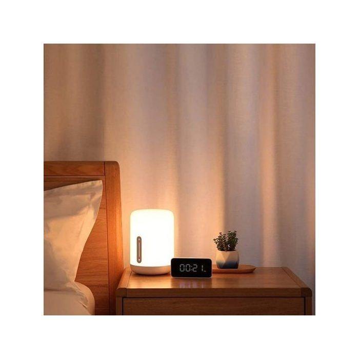 Lampe de chevet Xiaomi Mi Bedside Lamp 2 avec contrôle vocal et luminosité réglable - version française