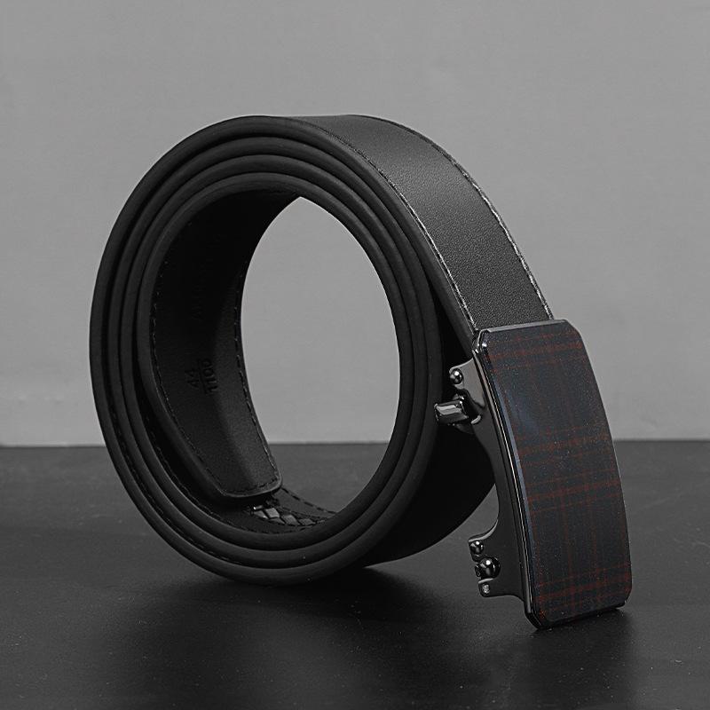 

Мужской модный клетчатый кожаный ремень с автоматической пряжкой 110 cm чёрный