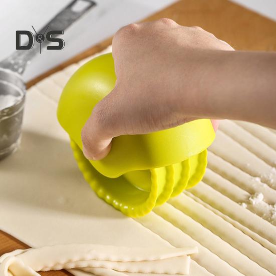 גלגל חיתוך בצק מטבח חותך בצק עגול מהדק בצק פיצה חותכן בצק עוגיות חותמת בצק פאי גלגל בצק וחותך