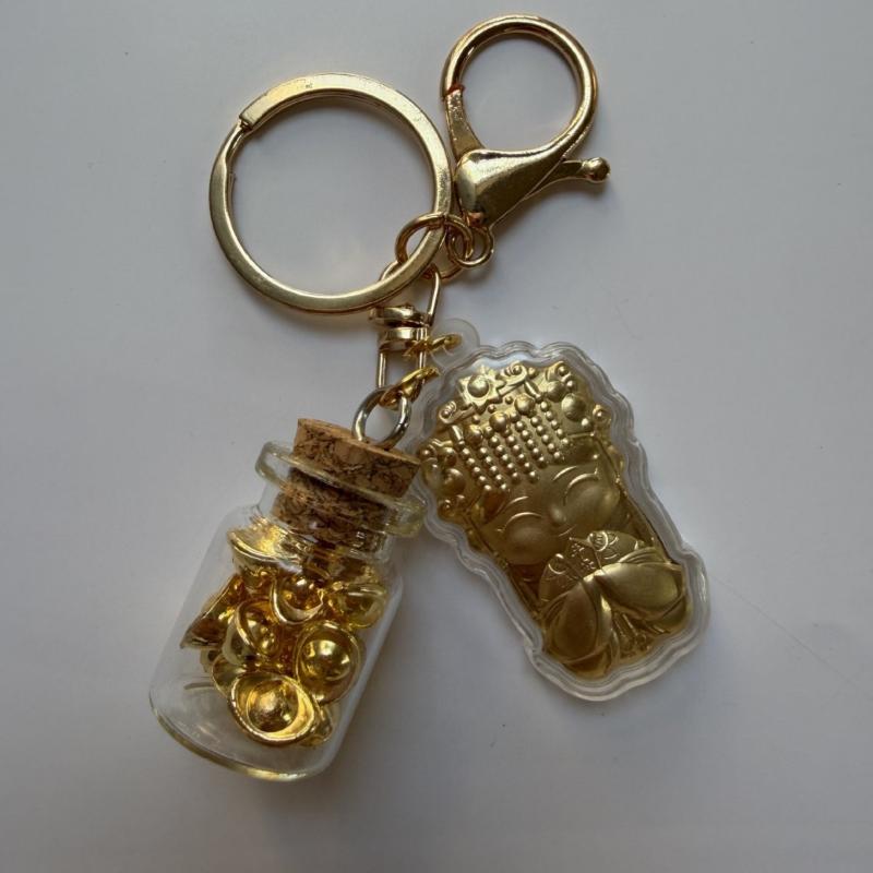 Creative Year Of The Horse Imitation Gold Foil Keychain Fortune Golden Yuanbao Keyring Bag Pendant Decoration New Year Gift