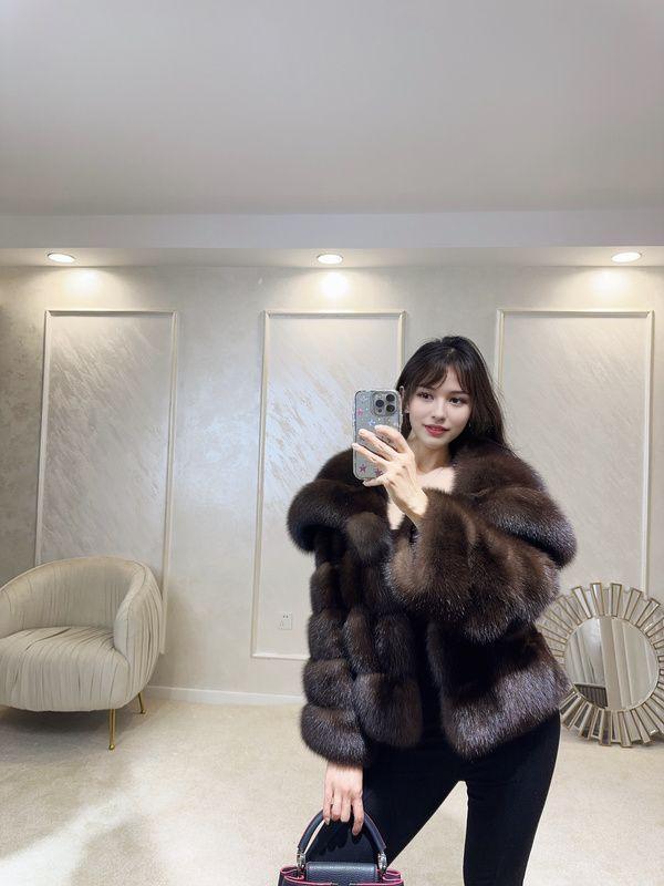 Women's Eco-Friendly Faux Fur Mink Coat, Autumn/Winter 2026 Fashion, New Style with Large Lapel.
