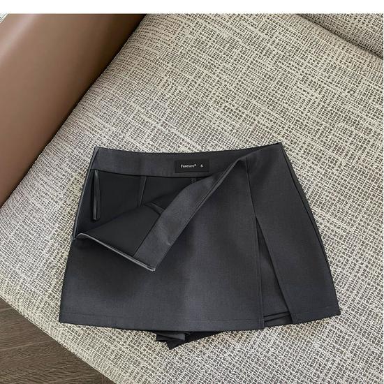 Spring/Summer 2026 High-Waisted A-Line Skirt with Irregular Slit and Anti-Exposure Design