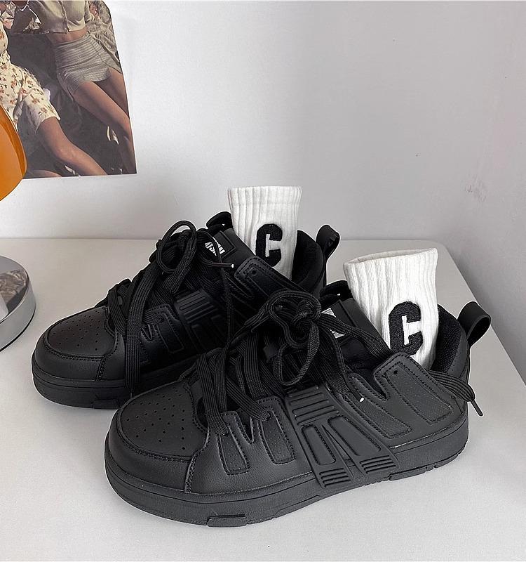 

Hong Kong style niche bread shoes women s little white shoes 2025 summer new ins super fire board shoes student sports and leisure shoes 40 чёрный