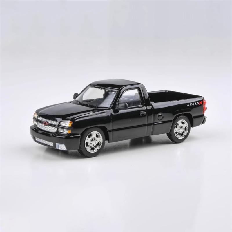 

Pre 1:64 2006 Chevrolet Silverado Paragon64 Clone Cateye Pickup Truck Model Alloy Miniature Diecast Ornament Custom Toy чёрный