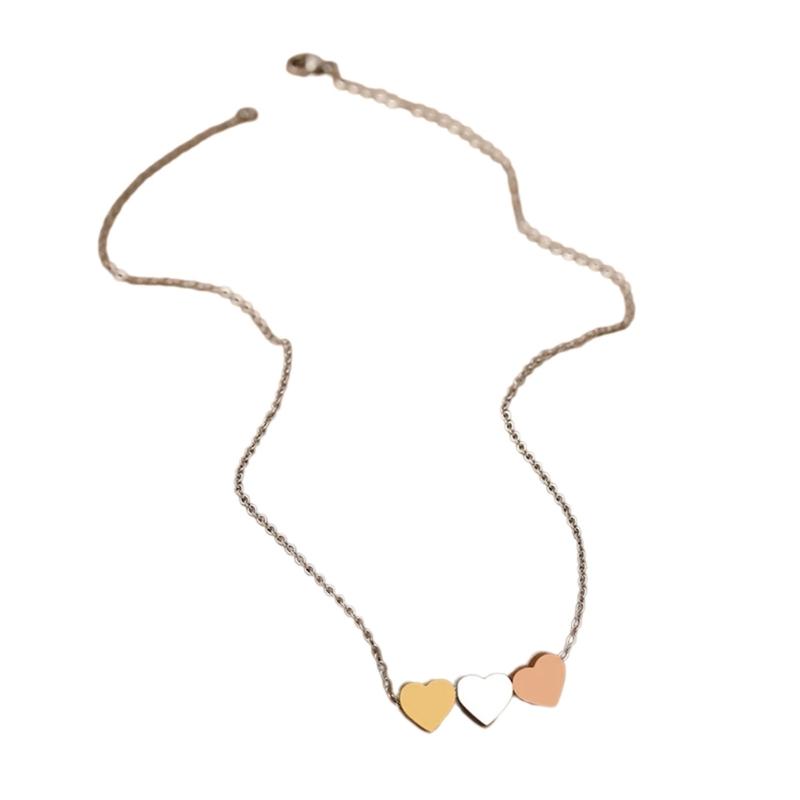 

Elegant 3 Heart Pendant Choker Love Charm Necklace Stainless Steel Jewelry for Special Occasion and Everyday Wear серебряный