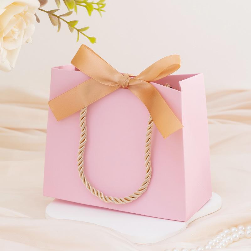 Cross-Border Wedding Favor Gift Bag - Creative Fresh White Candy Box Packaging