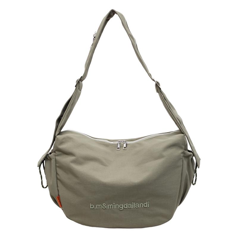 

Multi-Pocket Letter Embroidered Bag Women Vintage Shoulder Bag зелений