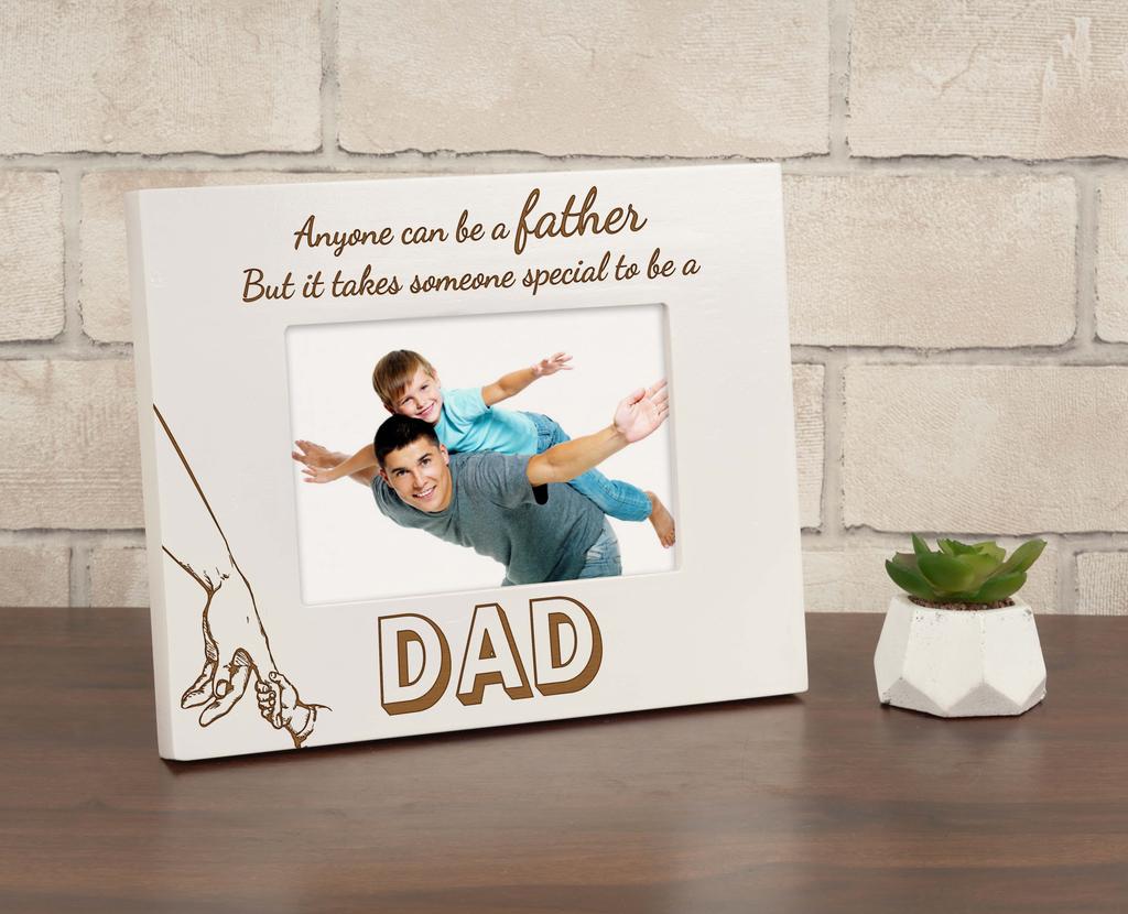 Darling Souvenir MADE WITH LOVE Kazınmış Masa Üstü Fotoğraf Çerçevesi Ahşap Özel Baba Olmak Sözleri Beyaz Resim Çerçevesi