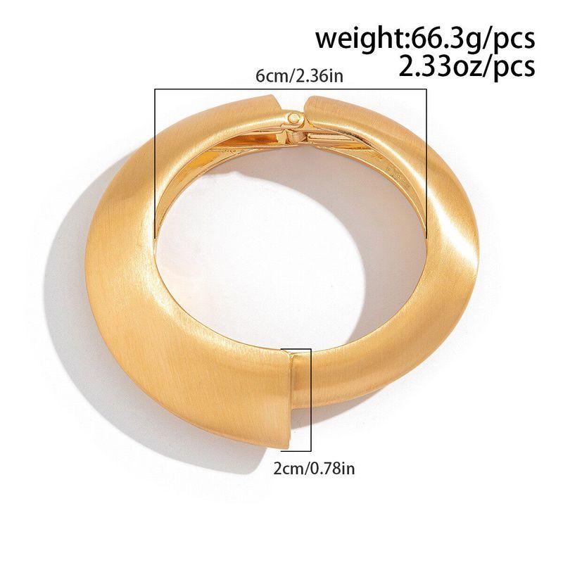 

Love.V Retro Stylish Irregular Titanium Steel Metal Matte Design Spring Buckle Wide Edge Bracelet for Women Matte Gold - Style 1