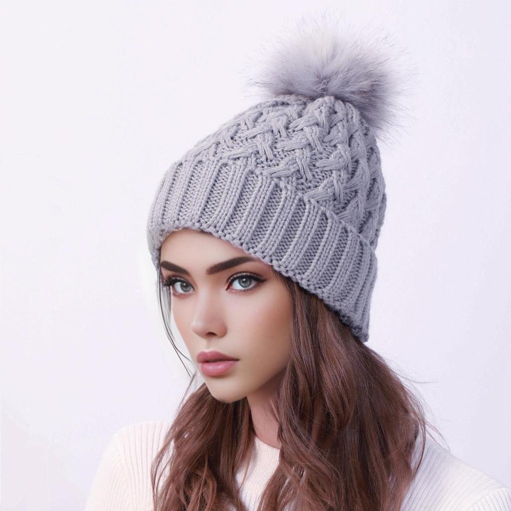 Women's Cross-Border Pineapple Pattern Pom-Pom Knit Hat - Fashionable & Warm for Autumn/Winter