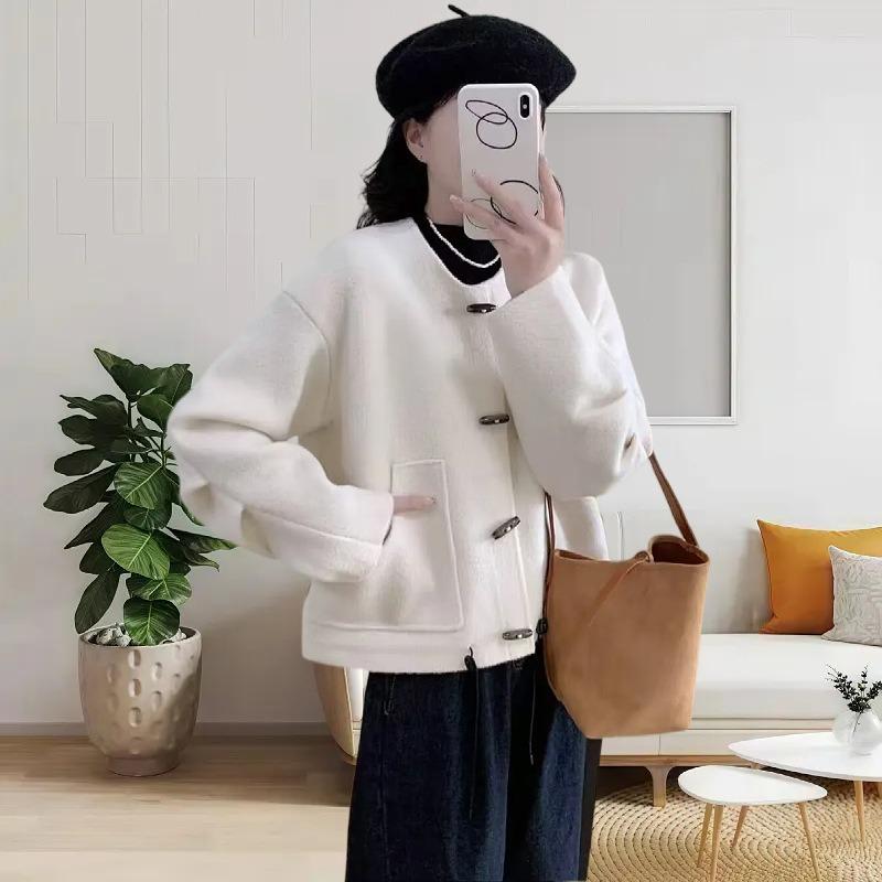 Black small fresh coat women's autumn and winter new simple and versatile short woven temperament celebrity trendy top