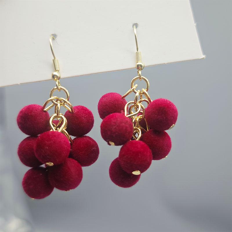 Silver Needle Flocking Oval Red Stud Earrings - Elegant and Versatile for Autumn/Winter красный