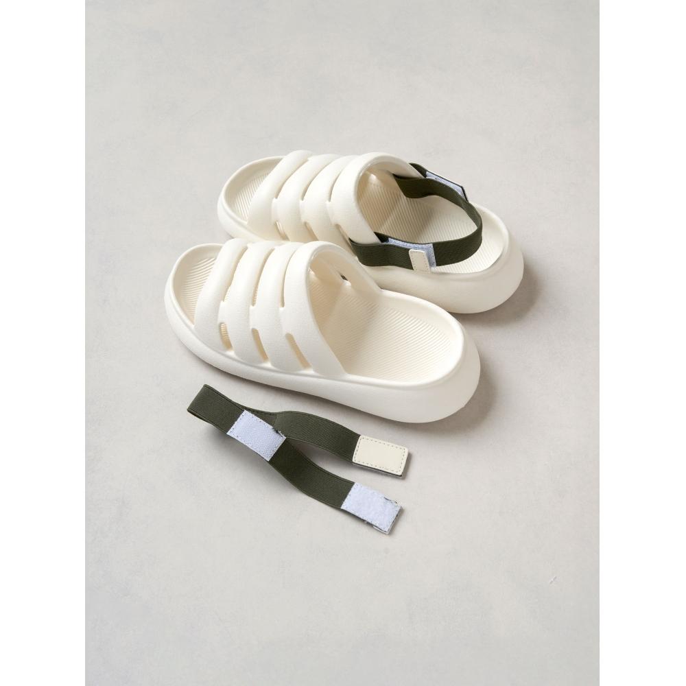 Daiso Pruhované páskové sandály 240 260 mm Slonová kost