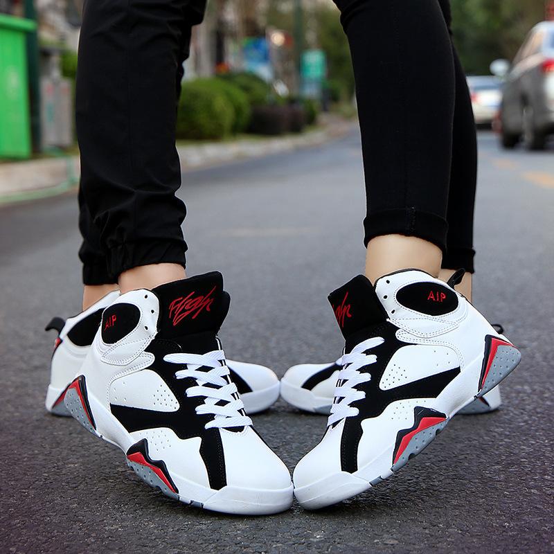 Scarpe da basket resistenti all'usura antiscivolo alte casual stivali da combattimento sneakers sportive per giovani scarpe