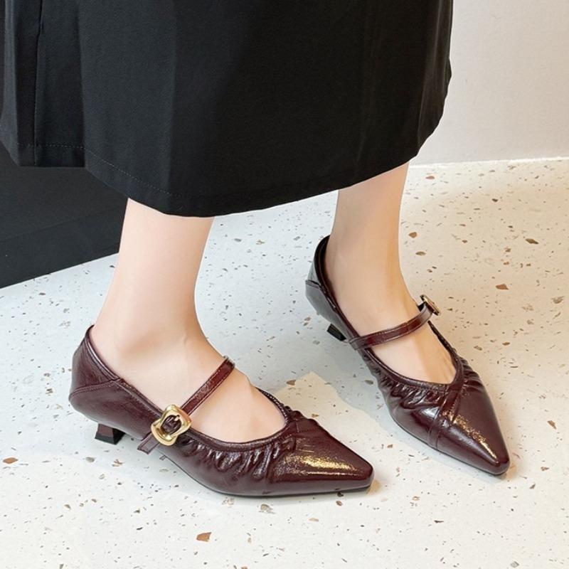 

Модная женская обувь на среднем каблуке с острым носком, туфли-лодочки, модные плиссированные сандалии с пряжкой, новинка осени 2025 года, элегантная обувь для вечеринок, женские туфли 35