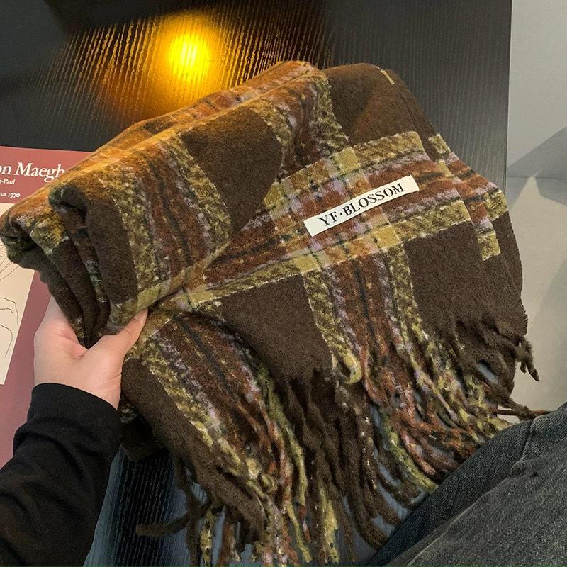Plaid Korean-Style Women's Winter Scarf - Warm Imitation Cashmere Snood