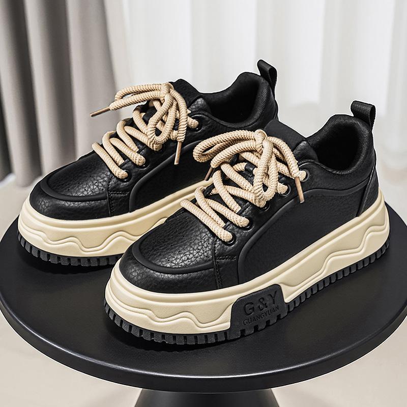 New Men's Classic Four Seasons Fashion Low Top Skateboarding Shoes Comfortable Soft Sole Sneakers