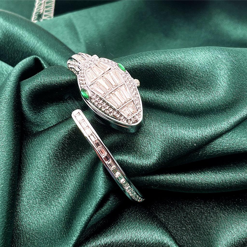 Montre Bracelet Serpent Incrustée de Diamants, Montre Ouverte à Quartz Bracelet Serpent