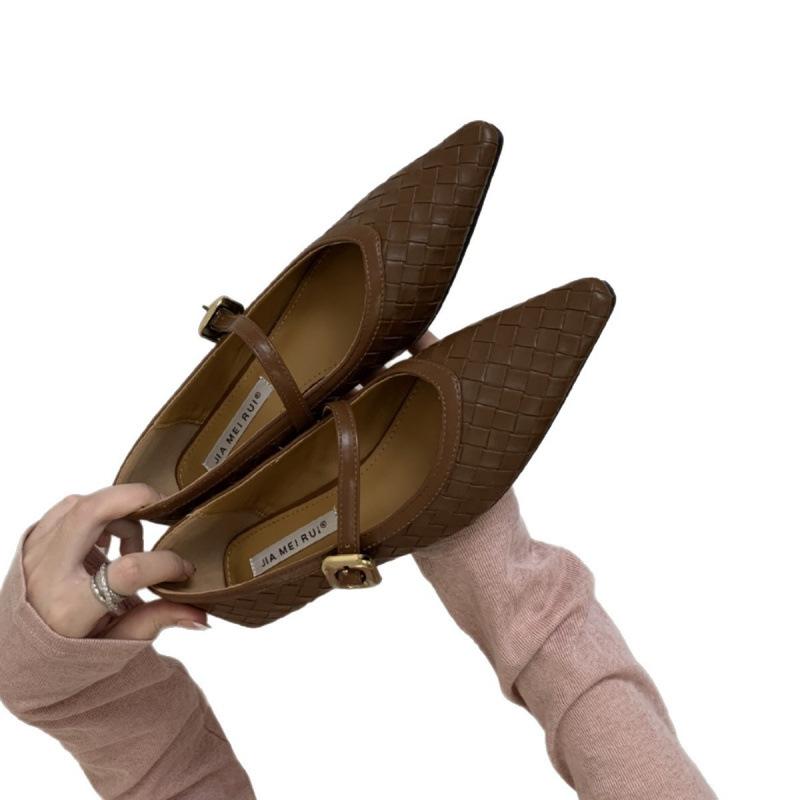 Retro flat-bottomed woven bag head slippers women's 2025 new spring large-size square head French Mary Jane heel-less single shoes