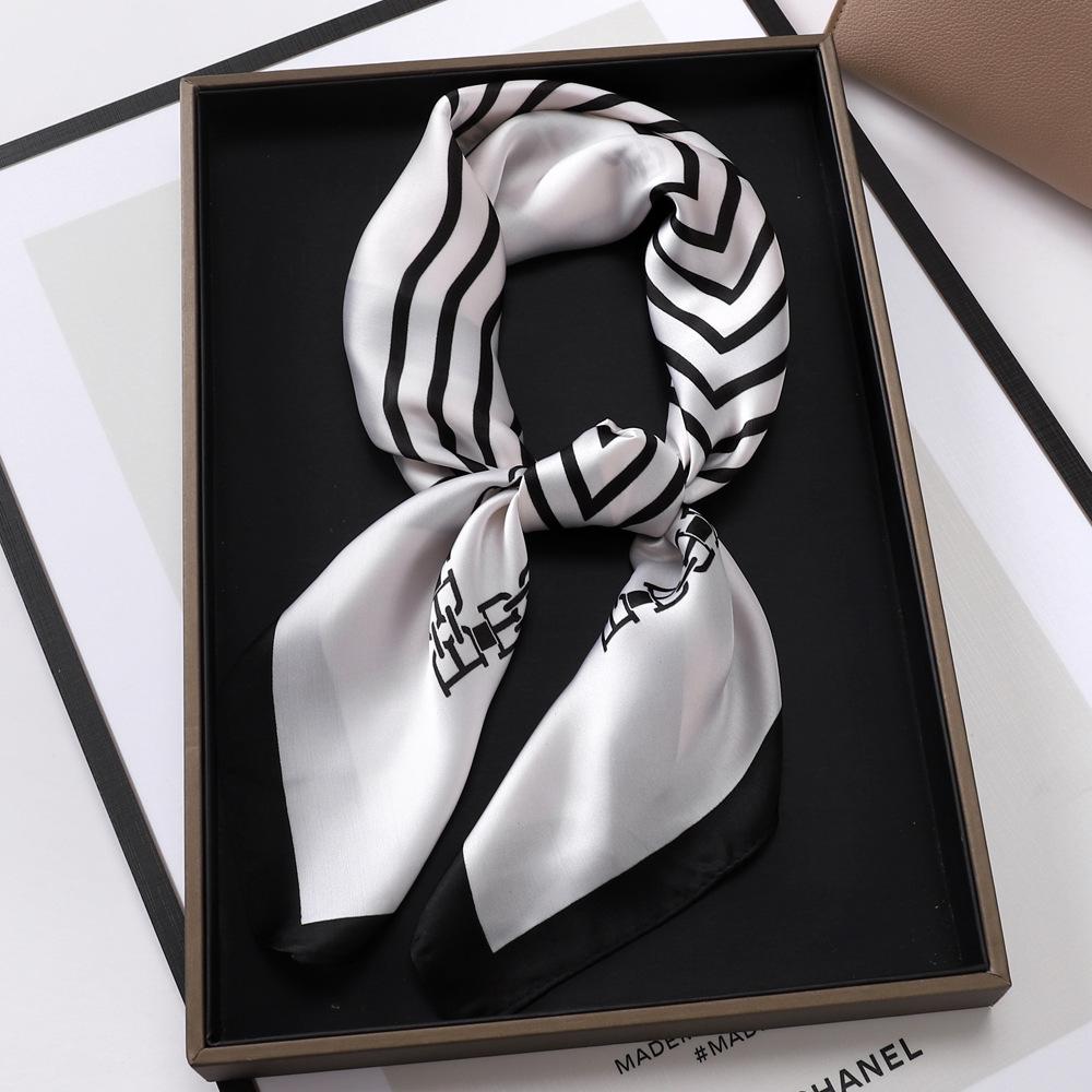 Small Scarves With Spring And Autumn Prints  New Simulation Silk Square Scarves For Women's Fashion High-end Scarves Versatile Small Scarves