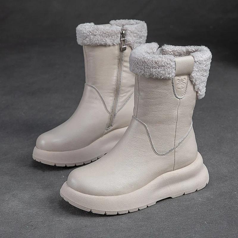 Fashion New Mid Length Snow Boots 2025 with Plush Insulation  Solid Color Thick Soled Women's Short Boots  Casual Women's Shoes