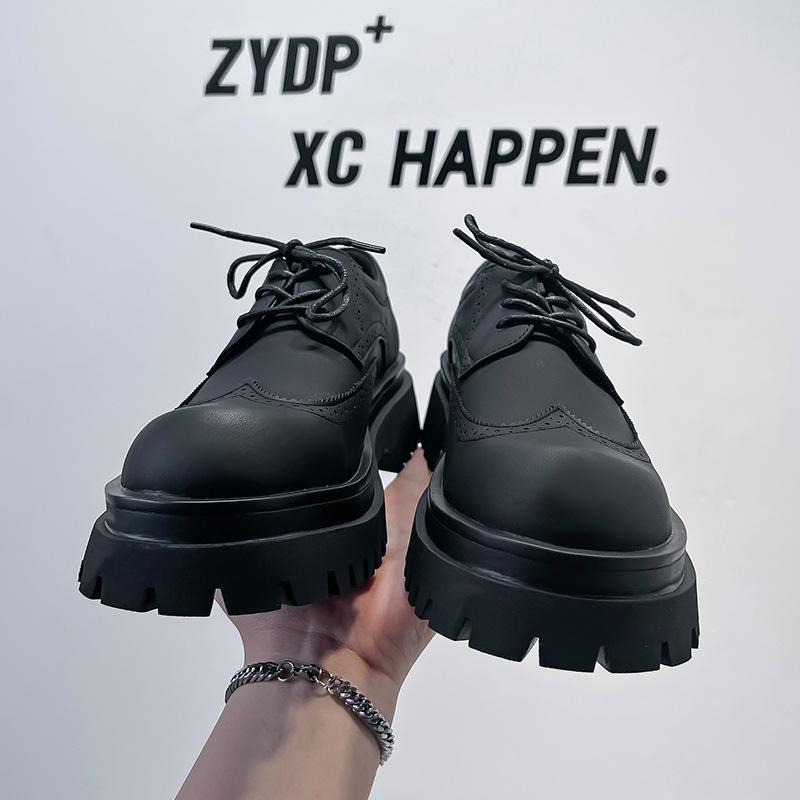 2025 neue Herren Freizeitschuhe vielseitig trendig Lederschuhe Plateausohlen erhöhen die Höhe trendige Marke jung Nische Lederschuhe Herren 1804-A
