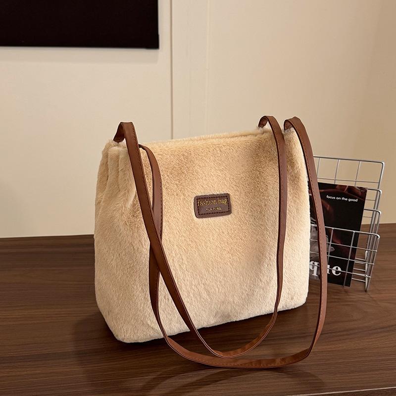 Autumn Fashion Plush Bag Women's Casual Versatile Large-capacity Commuter Tote Bag Textured Shoulder Handbag