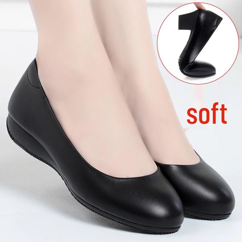 

Женские удобные черные кожаные рабочие туфли для бортпроводниц на среднем устойчивом каблуке 40