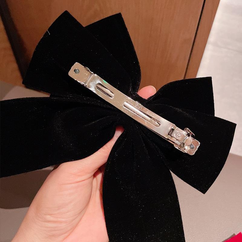 Vintage Velvet Bow Pearl Hairpins for Women Elegant Fabric Alloy Hair Clips Girls Ponytail Barrette Heawear Hair Accessories