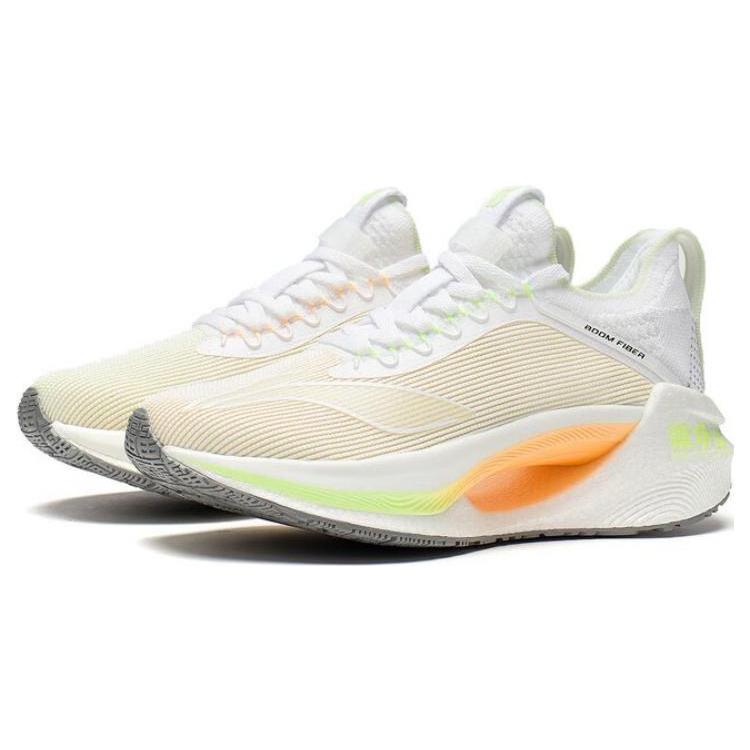 New LiNing Jueying Essential Durable Breathable Low Top Running Shoes Women's White Yellow ARRT008-2