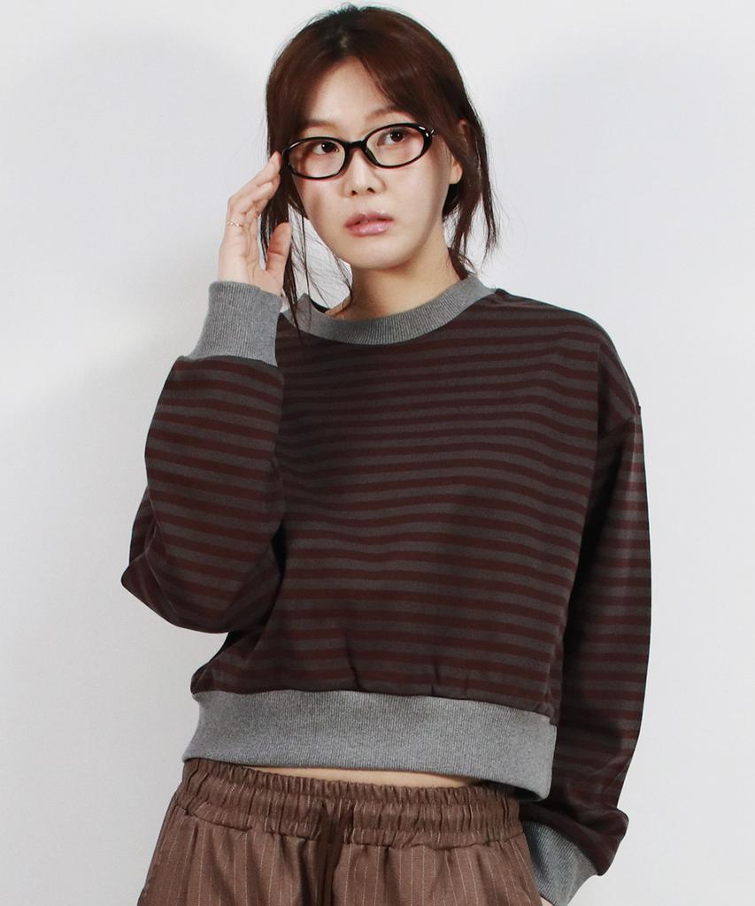 Deumakeu Stripe Crop Sweatshirt -Burgundy