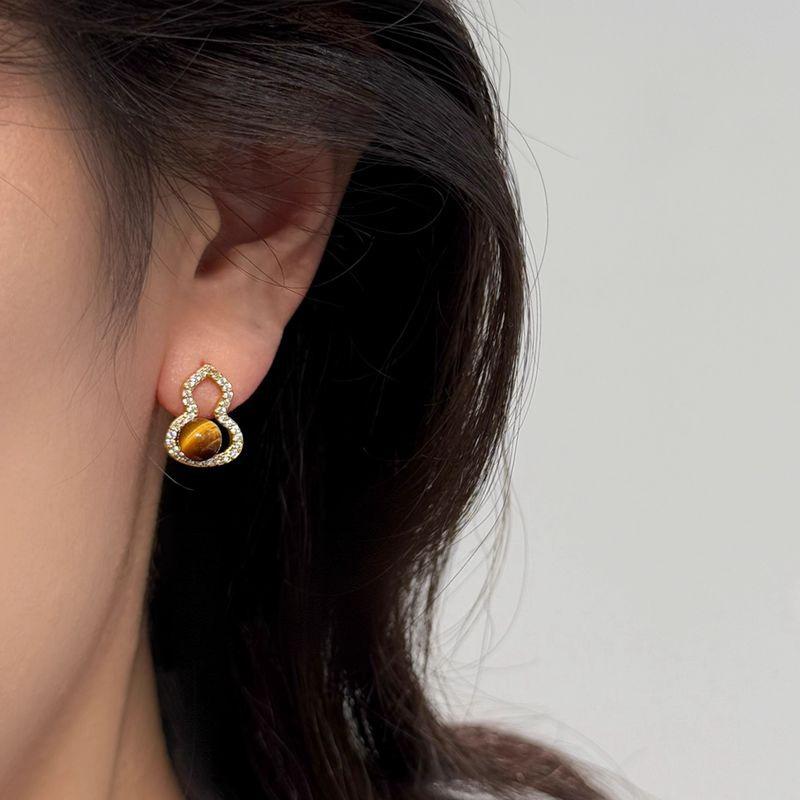 K real gold electroplated silver needle tiger's eye stone gourd stud earrings new Chinese temperament earrings niche design earrings women