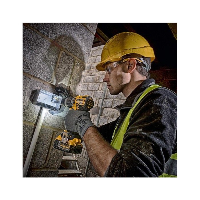 DeWALT Kit DCK685P3T (DCD796 + DCF887 + DCH273 + DCG405 +DCS570 + DCS355 + 3x5,0Ah + DCB115 +TSTAK II + 2xTSTAK VI + base TSTAK)