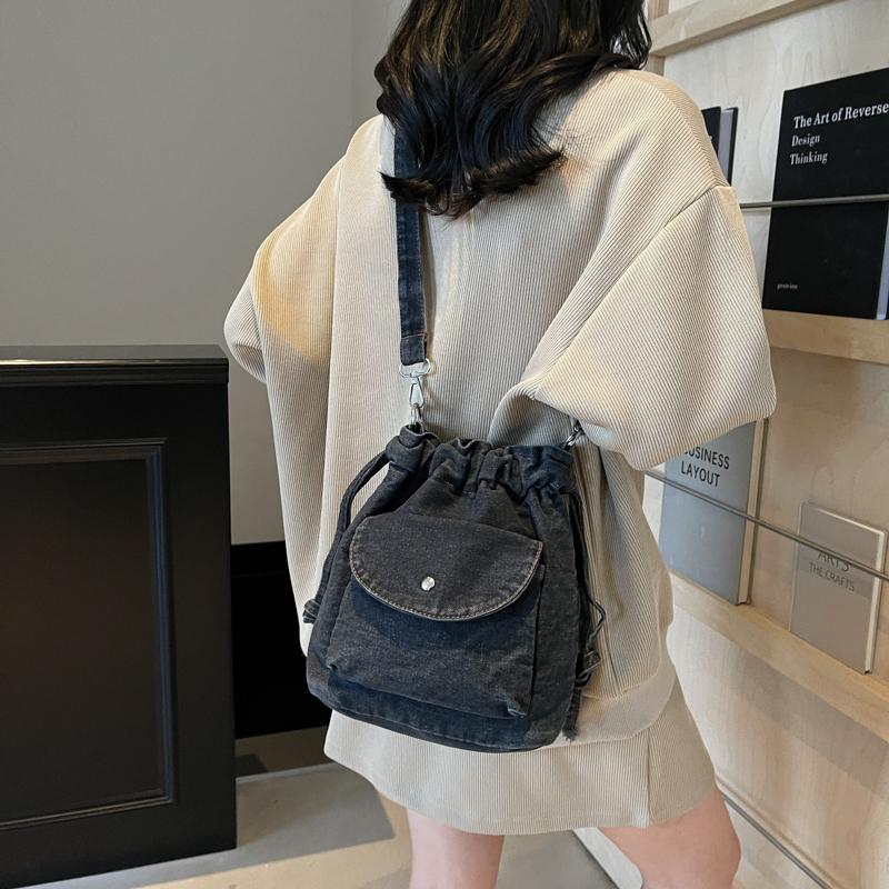 Women's Large Capacity Denim Crossbody Bag Class Commuter Shoulder Bag