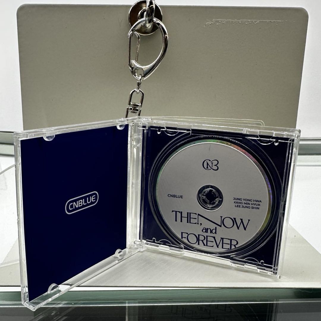 

[USED] CNBLUE 15th Anniversary Pop-up Mini CD Keyring Korea Exclusive